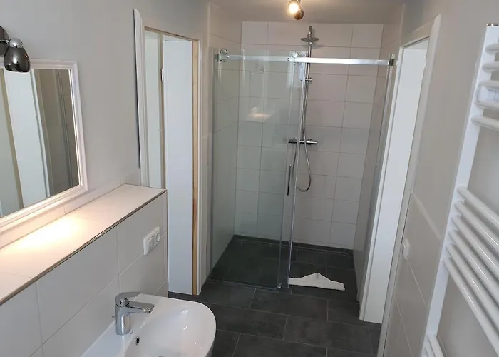 Schleimuende Hotel 2*